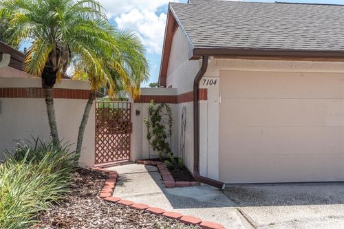 7104 Silvermill Dr, TAMPA, FL, 33635-9697 | Card Image