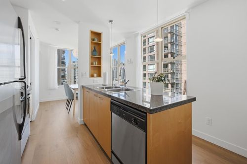 1402-969 Richards Street, Vancouver, BC, V6B1A8 | Card Image