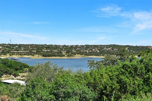 921 Electra, Lakeway, TX, 78734-4215 | Card Image