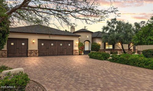 6630 E Lafayette Blvd, Scottsdale, AZ, 85251-3134 | Card Image