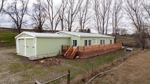 27992 State Route 22, Mabton, WA, 98935-9578 | Card Image