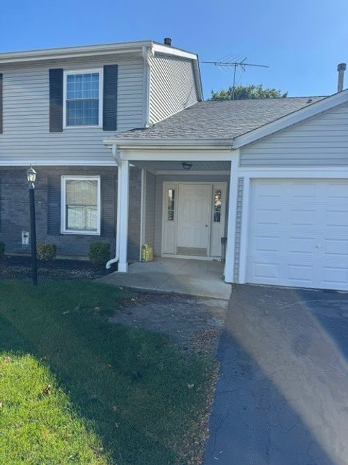 d1-303 Newport Ln, Bartlett, IL, 60103-7946 | Card Image