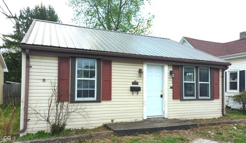 814 N West St, Alexandria, IN, 46001-1346 | Card Image