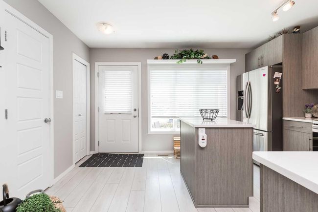 704 - 210 Firelight Way W, Home with 2 bedrooms, 3 bathrooms and 2 parking in Lethbridge AB | Image 9