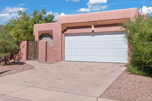 7535 Via Tranquilo Sw, Albuquerque, NM, 87121-3357 | Card Image