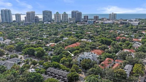 b-3056 Bird Ave, Miami, FL, 33133-4587 | Card Image