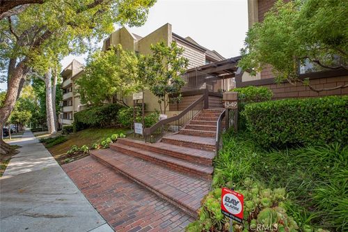 16-1349 N Columbus Ave, Glendale, CA, 91202-1652 | Card Image