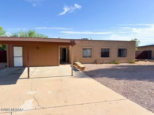 2984 W Lena Way, Tucson, AZ, 85741-3068 | Card Image