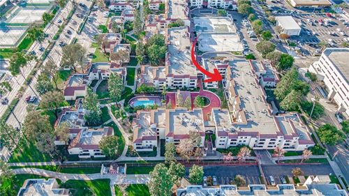 a109-600 W 3rd St, Santa Ana, CA, 92701-4834 | Card Image