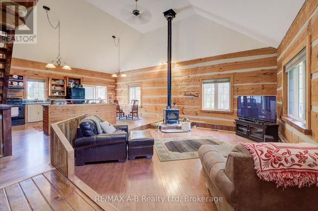 73187 Perth Road 183 Road, House other with 3 bedrooms, 2 bathrooms and 4 parking in Huron East (Tuckersmith) ON | Image 7