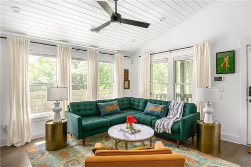 347 Sinclair Ave Ne, Atlanta, GA, 30307-1928 | Card Image
