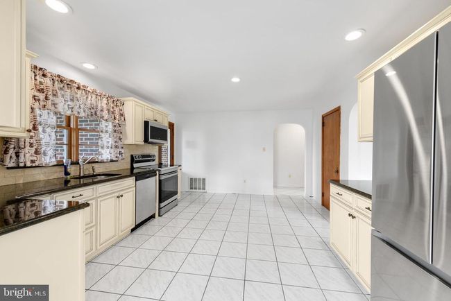 140 Shartlesville Rd, House other with 5 bedrooms, 4 bathrooms and null parking in BERNVILLE PA | Image 10