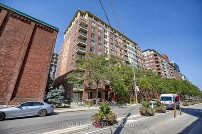 410 - 70 Mill St, Condo with 2 bedrooms, 2 bathrooms and null parking in Toronto ON | Image 1