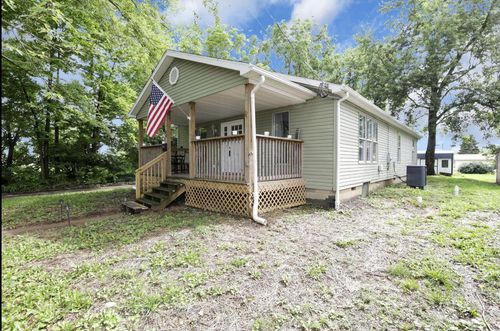 22-94 Main St, Bloomingburg, OH, 43106-9007 | Card Image