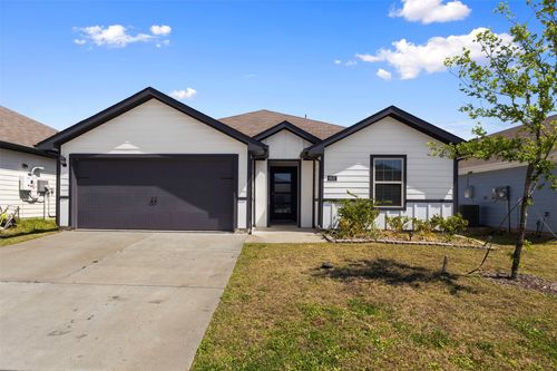 6537 Shoreline Ln, Princeton, TX, 75407-5032 | Card Image