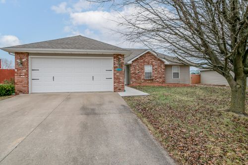 6200 N Gregory Dr, Columbia, MO, 65202-9264 | Card Image