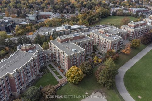 212-485 Rosewell Ave, Toronto, ON, M4R2J2 | Card Image