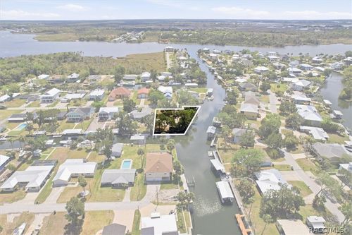 1941 Nw 16th St, Crystal River, FL, 34428-5049 | Card Image