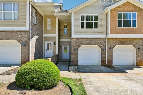 109 Sherman Oaks, Mooresville, NC, 28115-2975 | Card Image