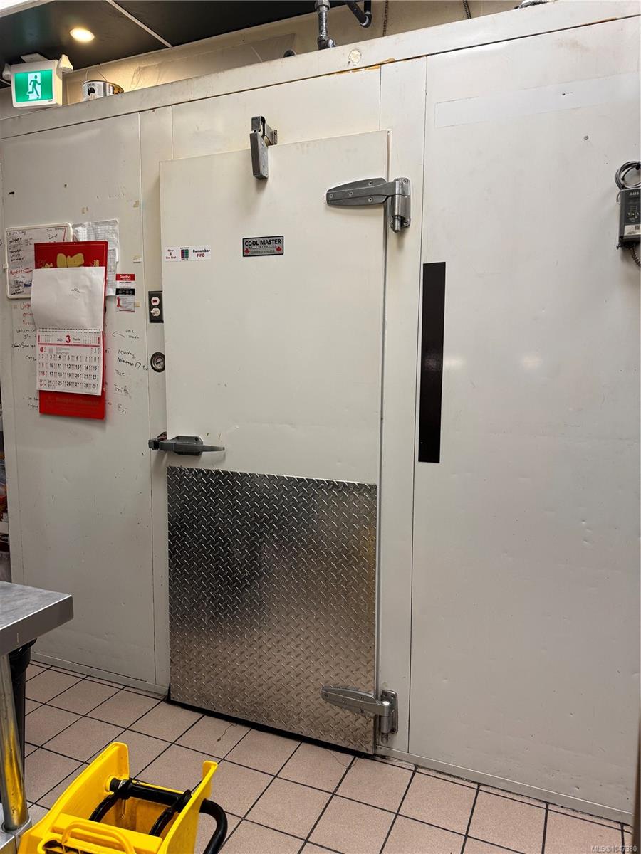 Commercial Sale in Nanaimo 5