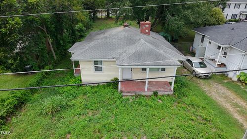 1422 Carnage Dr, Raleigh, NC, 27610-3910 | Card Image
