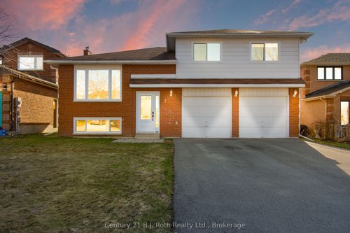 7 Carmichael Crt, Orillia, ON, L3V7R6 | Card Image