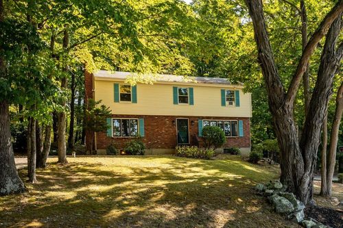 4 Morgan Way, Durham, NH, 03824-3309 | Card Image