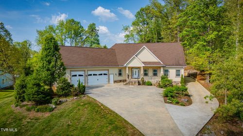 721 Powder Branch Rd, Elizabethton, TN, 37643-5054 | Card Image