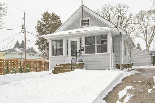 912 Blackstone Avenue, Waukesha, WI, 53186 | Card Image