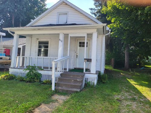 610 Bond St, La Porte, IN, 46350-4102 | Card Image