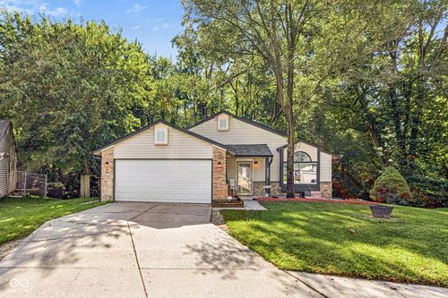 933 Timber Creek Ln, Greenwood, IN, 46142-5072 | Card Image