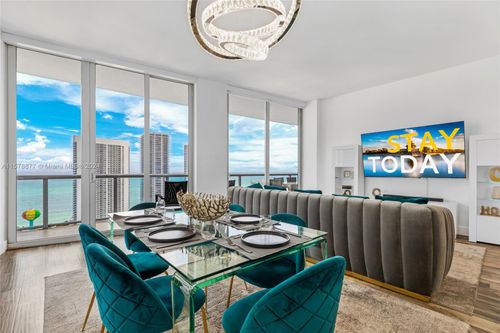 t3302-2600 E Hallandale Beach Blvd, Hallandale Beach, FL, 33009-4876 | Card Image