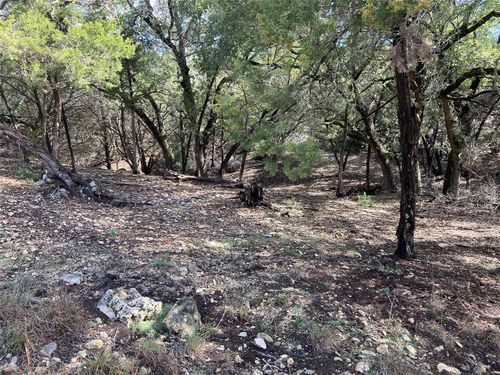 201 Assiniboia Dr, Canyon Lake, TX, 78133-3189 | Card Image