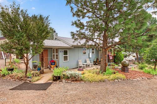 32 Cora Dr, Shady Cove, OR, 97539-0122 | Card Image
