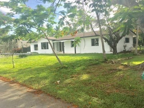 1-17521 Sw 93rd Ave, Palmetto Bay, FL, 33157-5777 | Card Image