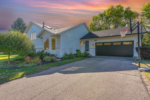 680 Brockton Curv, Eagan, MN, 55123-1677 | Card Image