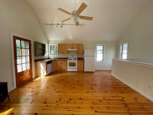 A - 67 Rogers Rd, House other with 1 bedrooms, 1 bathrooms and null parking in Kittery ME | Image 11