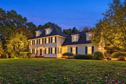 27 Sibley Road, Sutton, MA, 01590 | Card Image