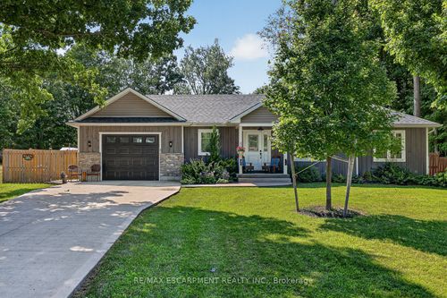 729 6th Concession Rd Enr, Clear Creek, ON, N0E1C0 | Card Image