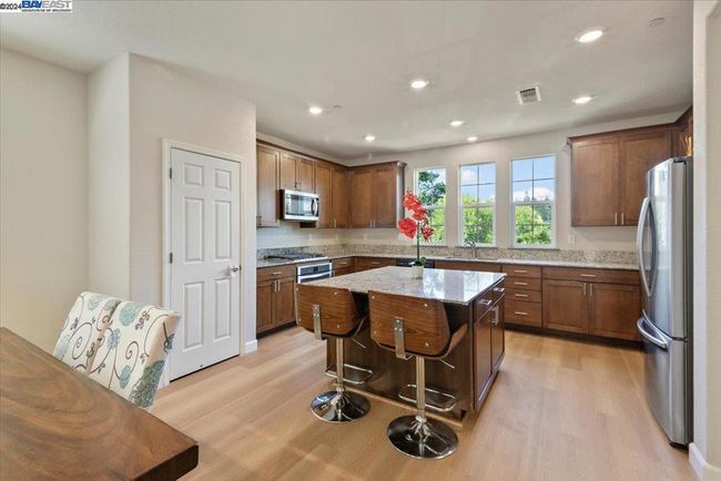 3326 Speros Loop, Home with 4 bedrooms, 3 bathrooms and 2 parking in Hayward CA | Image 11