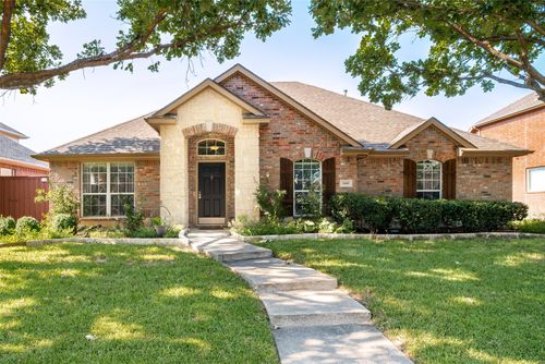 1609 Whispering Glen Dr, Allen, TX, 75002-8370 | Card Image