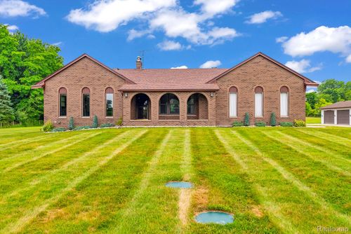 79325 Memphis Ridge Rd, Richmond, MI, 48062-2402 | Card Image