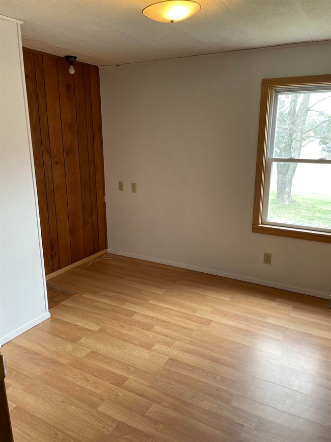 19 West St, House other with 2 bedrooms, 1 bathrooms and null parking in Waterbury VT | Image 17