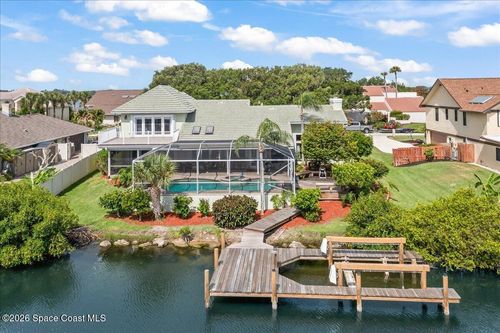 667 Loggerhead Island Dr, Satellite Beach, FL, 32937-3849 | Card Image
