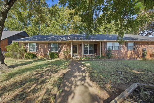 1024 N Forest Pl, Jenks, OK, 74037-2727 | Card Image