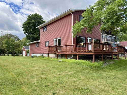 N8183 Lakeshore Drive, FRIENDSHIP, WI, 54937 | Card Image