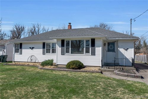 74 Grant St, Lancaster, NY, 14086-2439 | Card Image