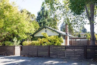 8th Avenue, House other with 2 bedrooms, 2 bathrooms and 5 parking in Menlo Park CA | Image 2