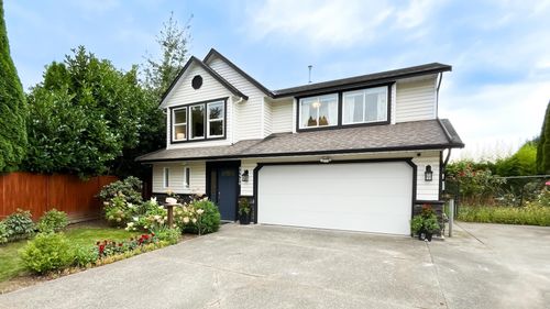 23320 117b Ave, Maple Ridge, BC, V2X0B8 | Card Image