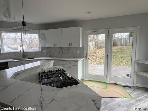 4199 Motorway Dr Drive, Waterford Charter Township, MI, 48328 | Card Image